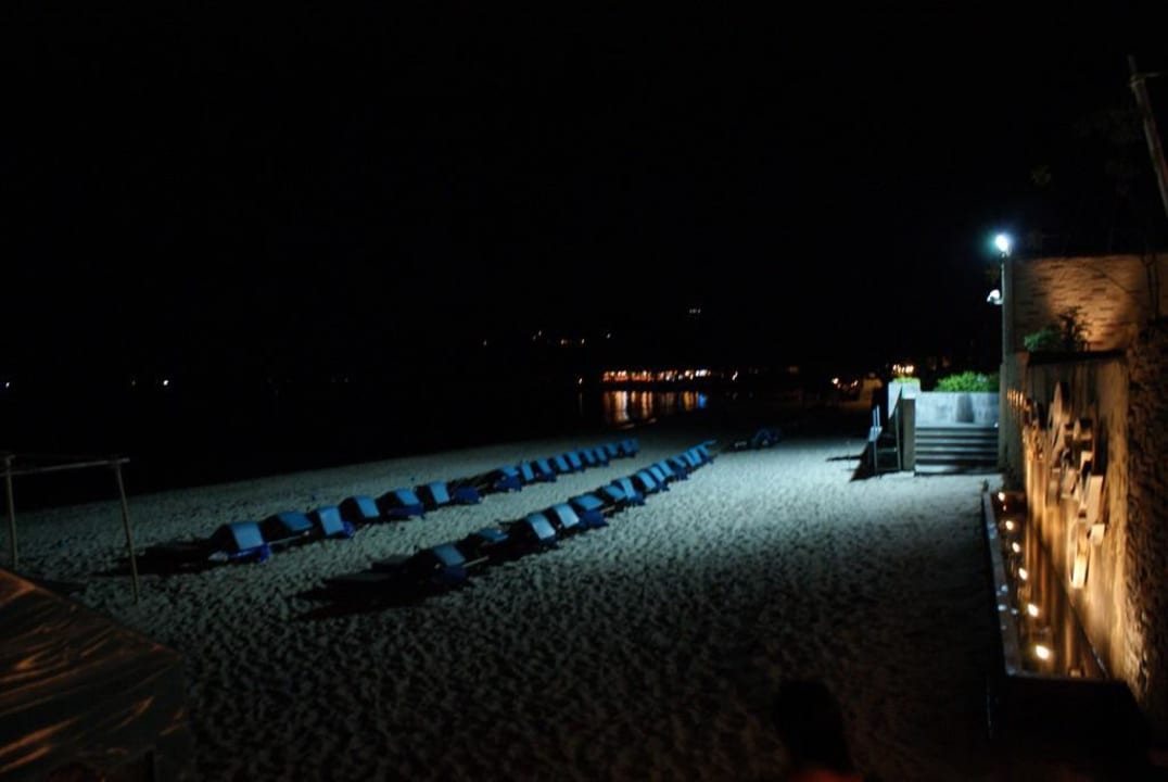 Der Strand bei Nacht Samui Resotel Beach Resort