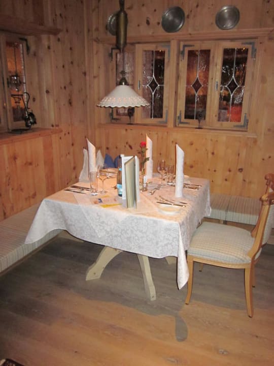 Main restaurant Hotel Alpenhof