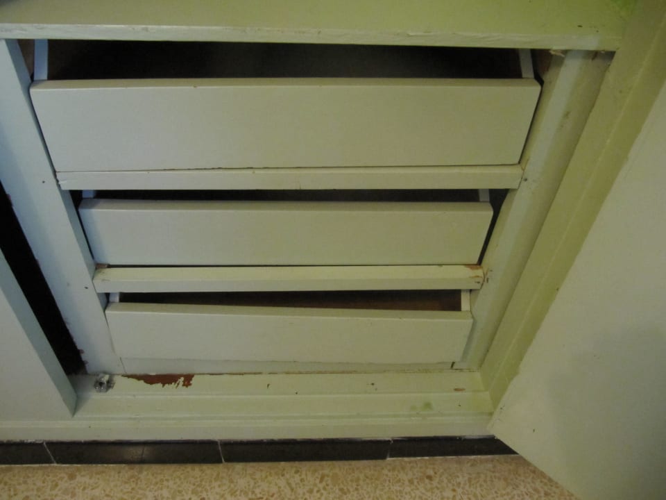 Was soll das sein? ein Schrank! BQ Bulevar Paguera - Adults only