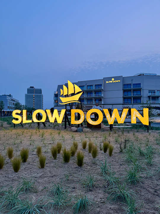 Außenansicht SlowDown Bottsand I Hotel & Spa