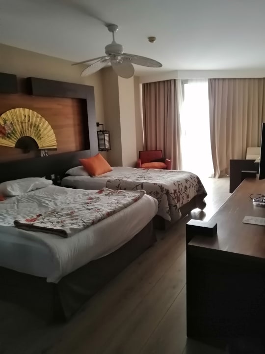 Zimmer Limak Lara Deluxe Hotel & Resort