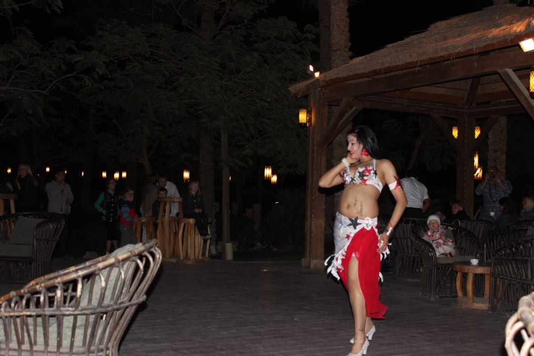 Танец живота в баре Grand Waterworld Makadi & Family Star Makadi