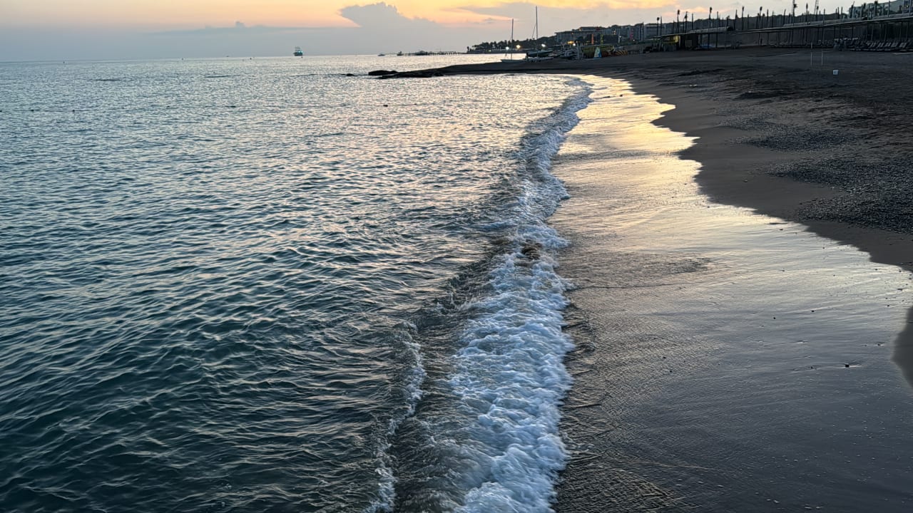 Strand Blue Waters Club