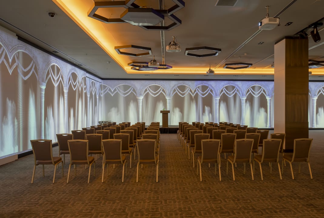 Sonstiges Holiday Inn Kayseri - Duvenonu