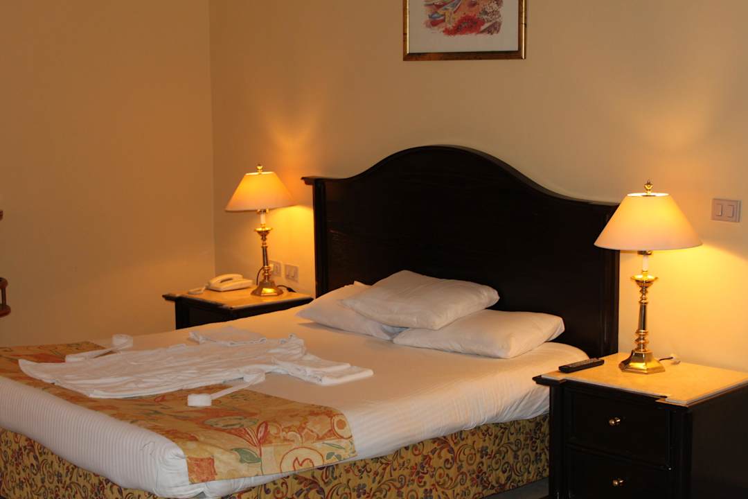 Łóżko Moreno Horizon Spa & Resort