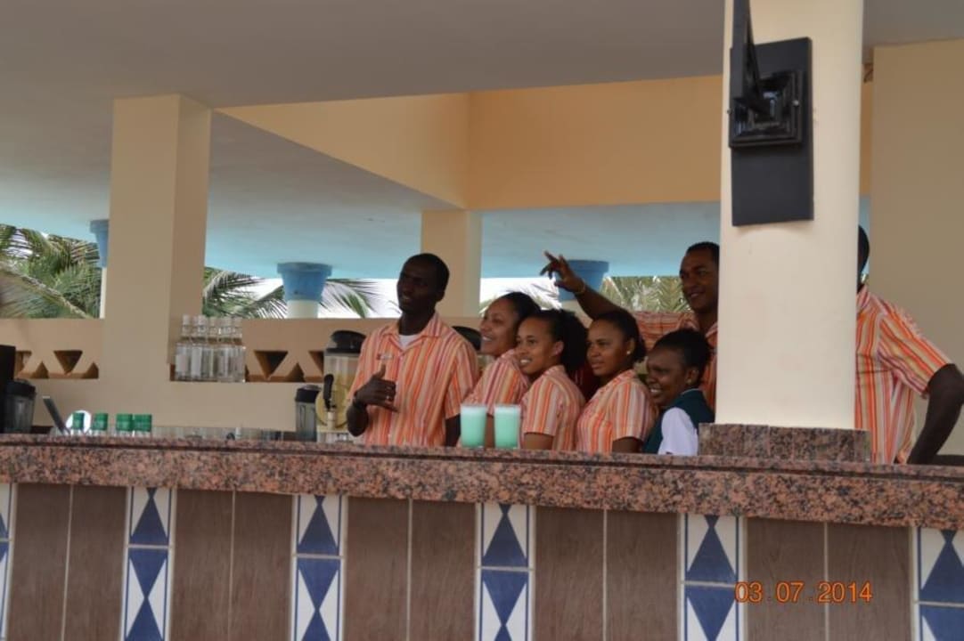 Pool & Strandbar Hotel Riu Karamboa