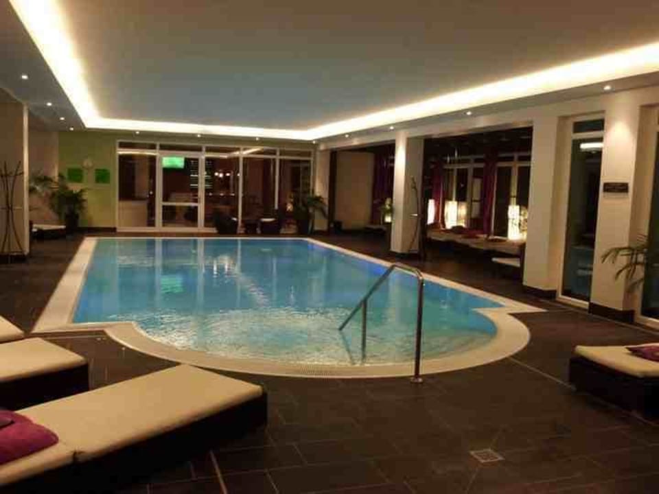 Innenpool Hotel Holzapfel