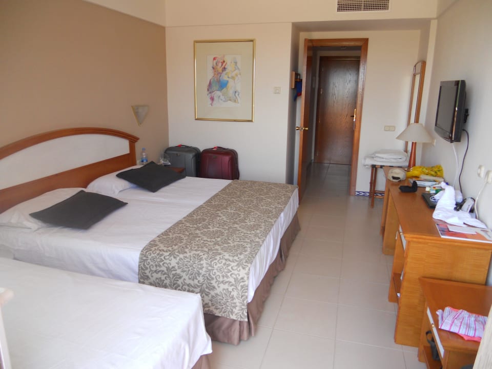 Doppelzimmer mit Zustellbett Hipotels Barrosa Park