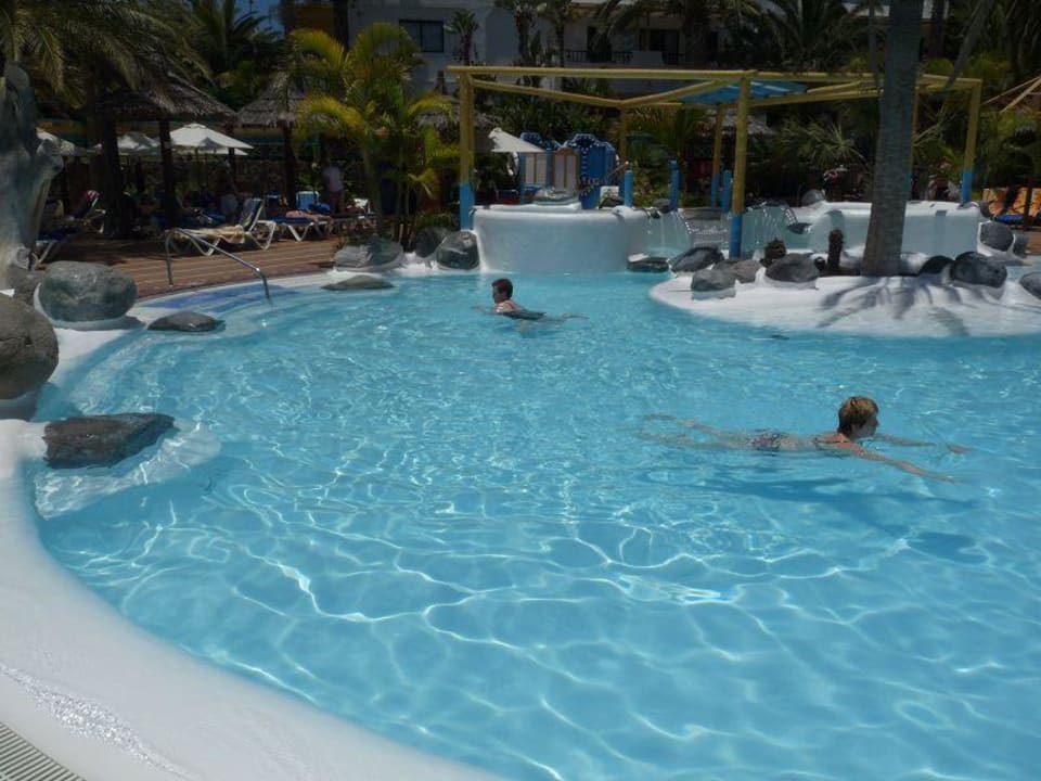Poolanlage Corallium Beach by Lopesan Hotels - Adults only