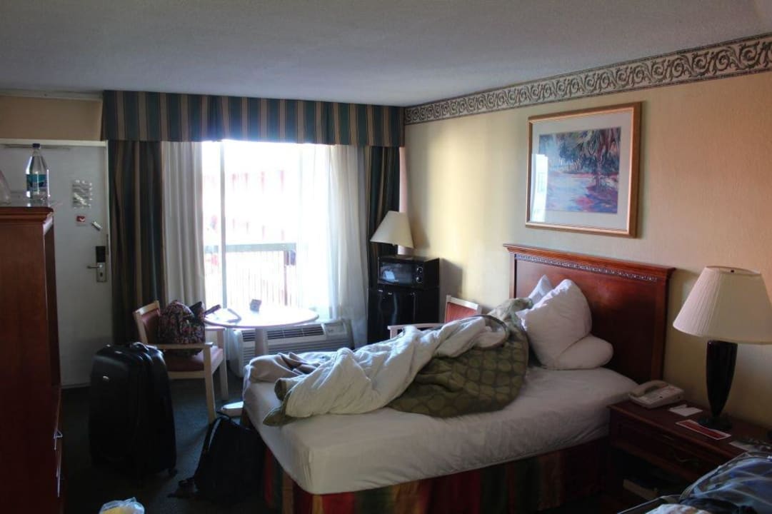 Zimmer Ramada Downtown Hollywood  Hotel