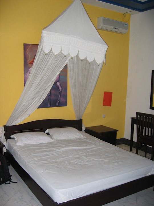 Schlafzimmer Villa Senyum