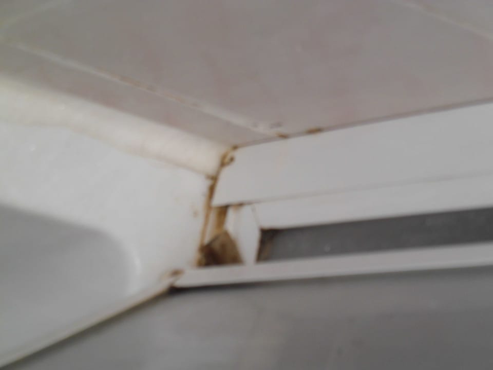 Pelzige Substanz an der Dusche Kustur Club Holiday Village