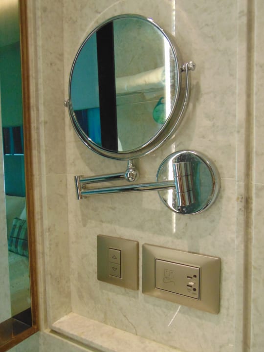 Zimmer Harbour Grand Kowloon