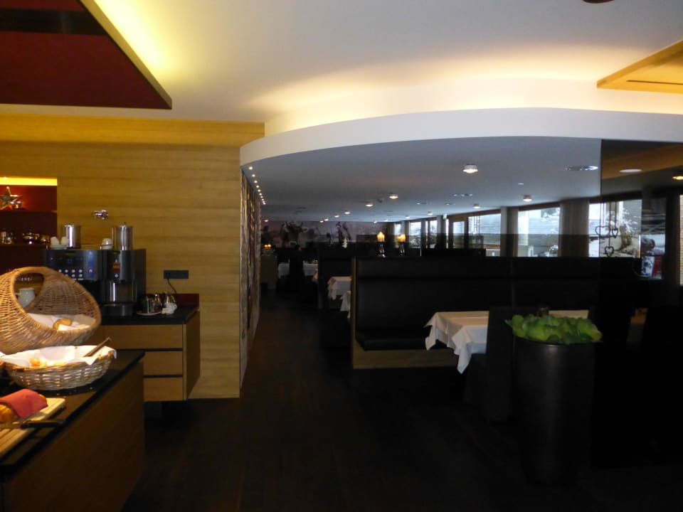 Sitzbereich Restaurant Alpen Hotel Post