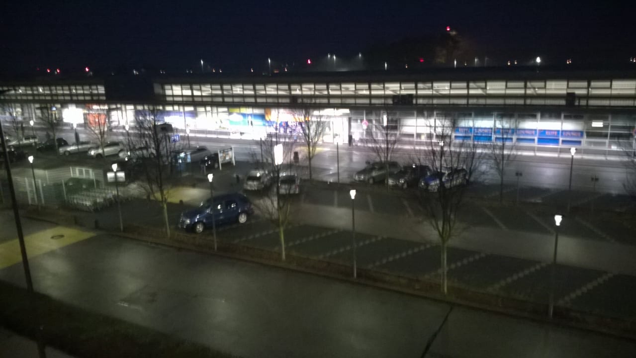 Ausblick B&B Hotel Baden Airpark