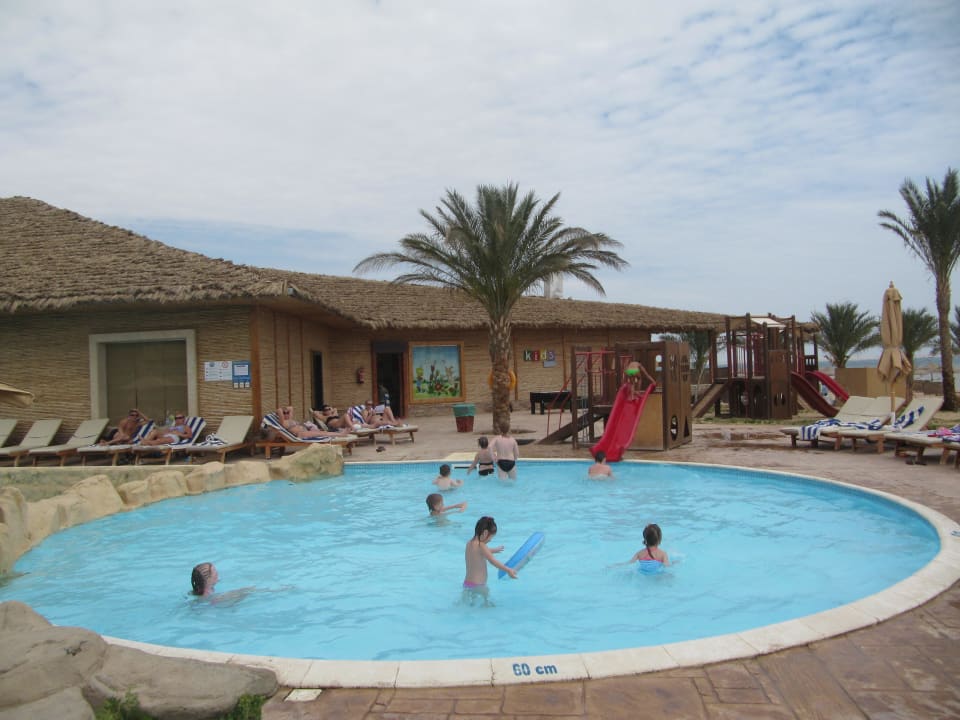 Brodzik Amwaj Beach Club Abu Soma Resort