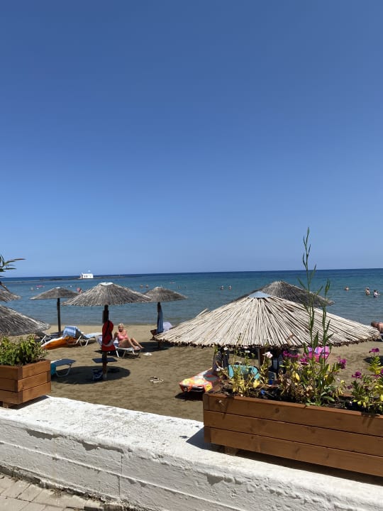 Strand Corissia Beach Hotel