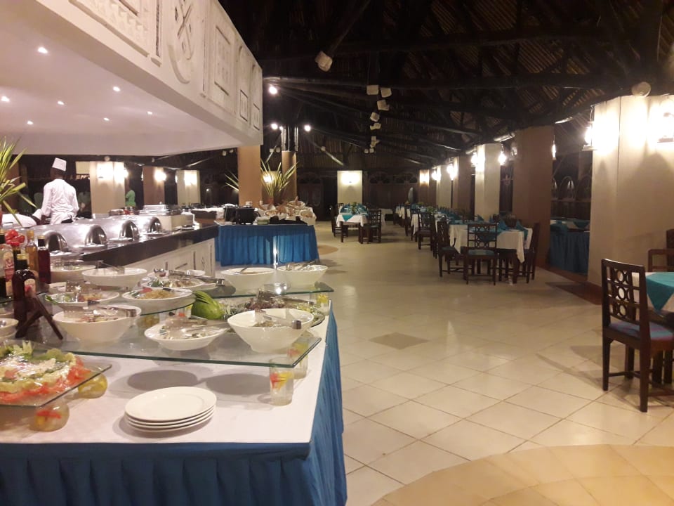 Restaurant Neptune Village Beach Resort & Spa