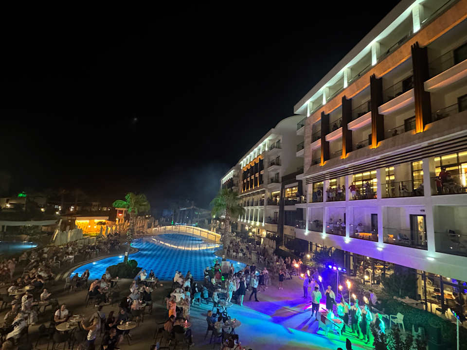 Außenansicht Diamond De Luxe Hotel & Spa