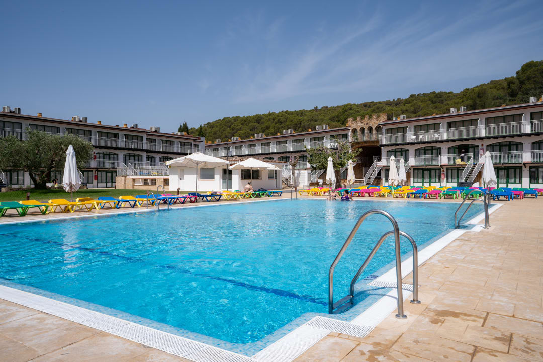 Pool MedPlaya Aparthotel Sant Eloi