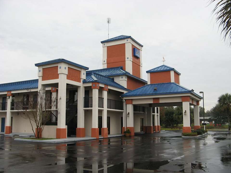 Holiday Inn Express Chiefland, Florida Hotel Days Inn Chiefland