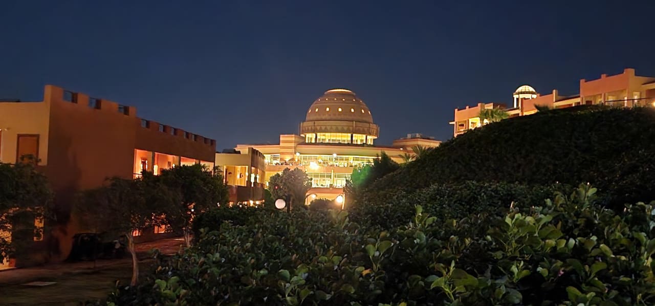 Außenansicht Malikia Resort Abu Dabbab