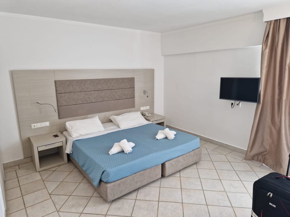 Zimmer Sunshine Rhodes