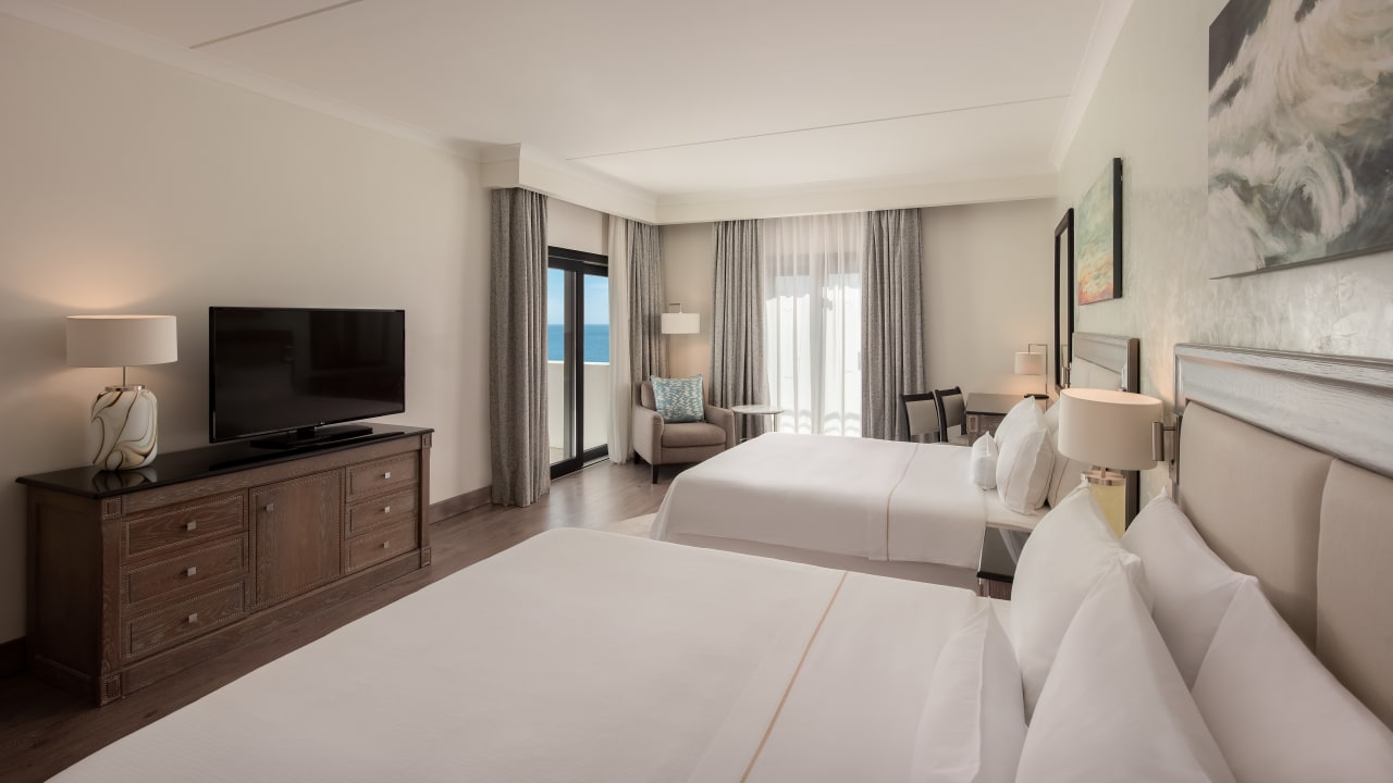 Zimmer The Westin Dragonara Resort