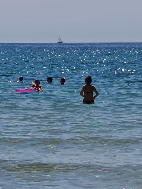 Strand Sabina Hotel & Suites