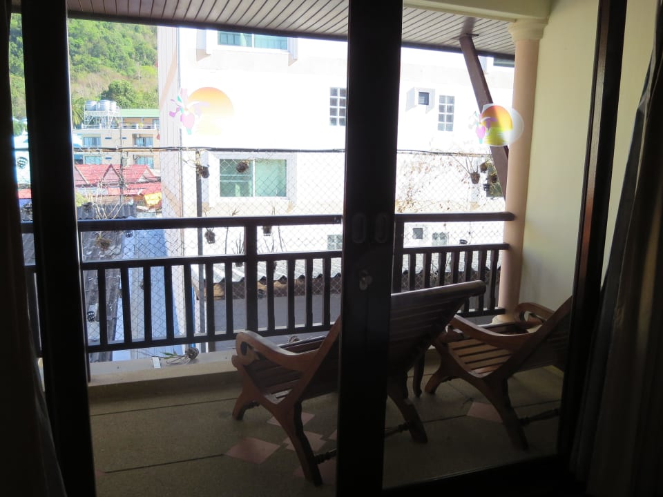 Unser Balkon im dritten Stock Hotel Ao Nang Orchid Resort