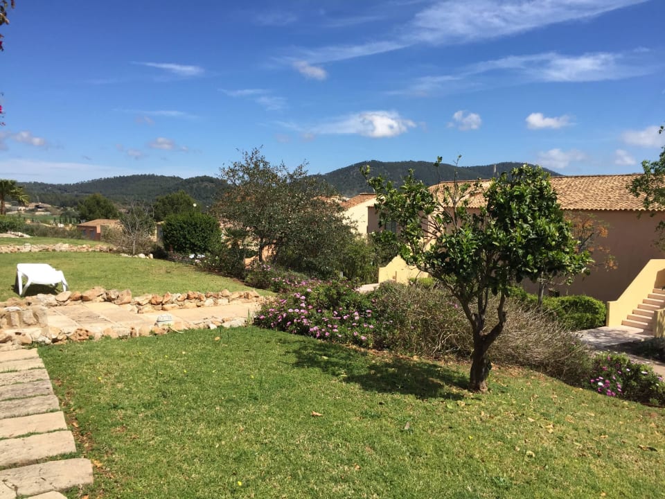 Ausblick von der zimmereigenen Terrasse Pula Golf Resort