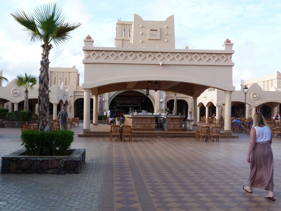 Plazza Hotel Riu Touareg