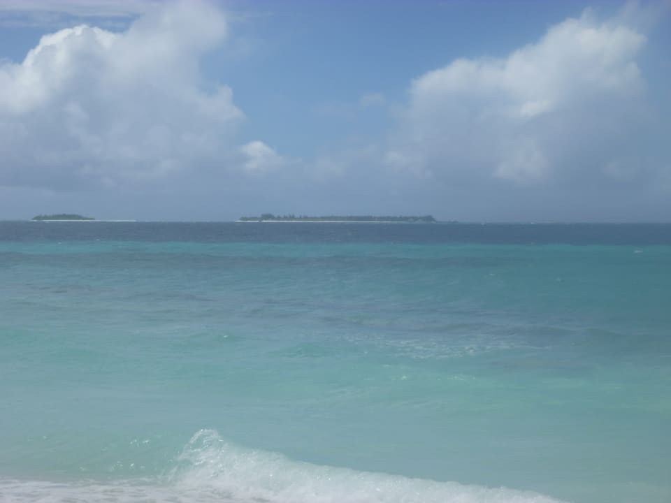 Strand Kuredu Island Resort & Spa