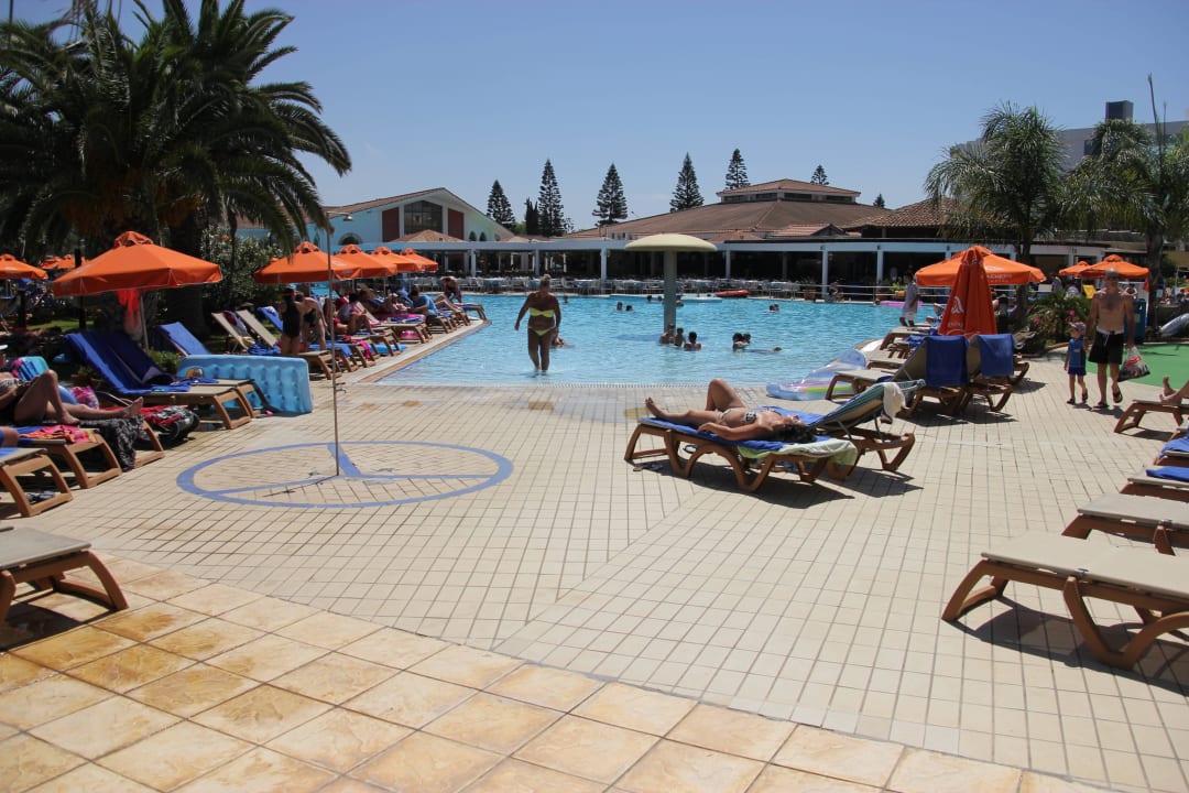 Hauptpool Atlantica Aeneas Resort