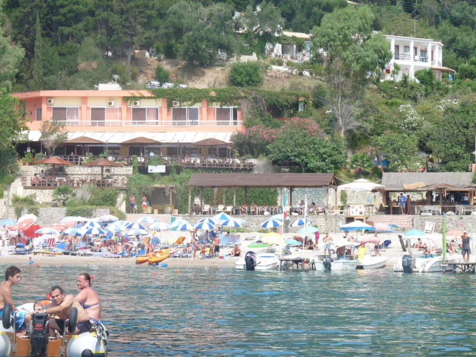 Hotel vom Boot aus fotografiert Blue Princess Beach hotel & Suites