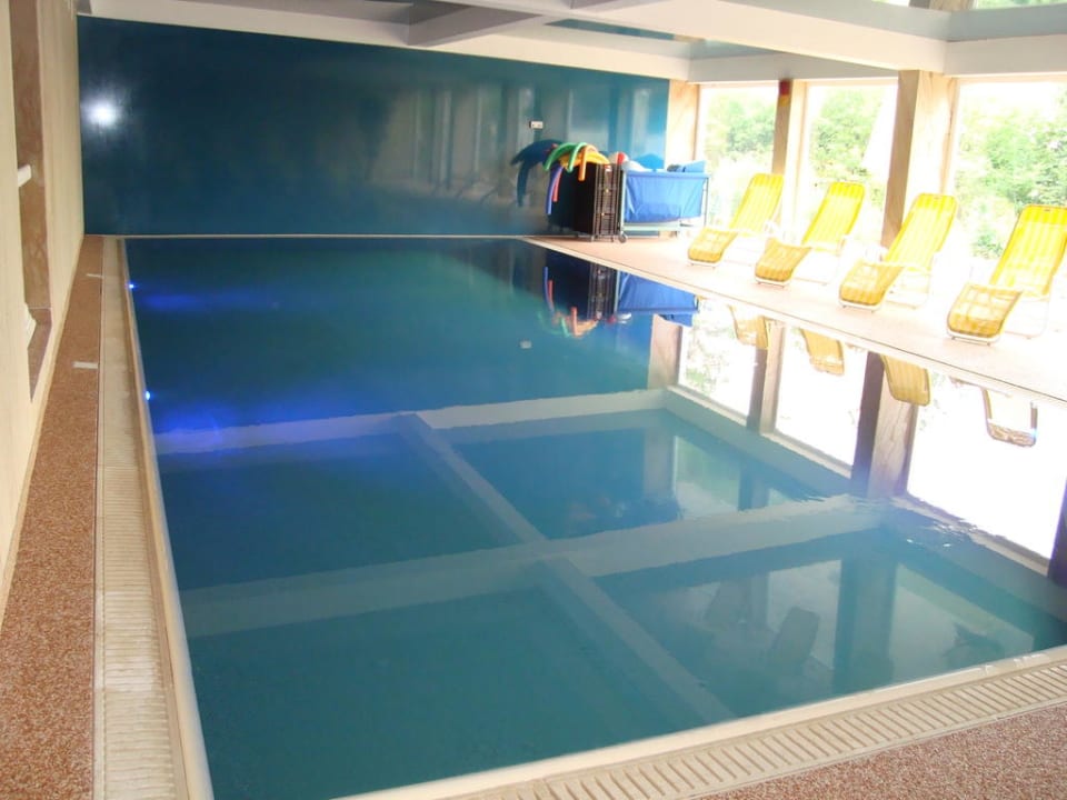11 x 5 m, aber chlorig Hotel-Resort Märkisches Meer