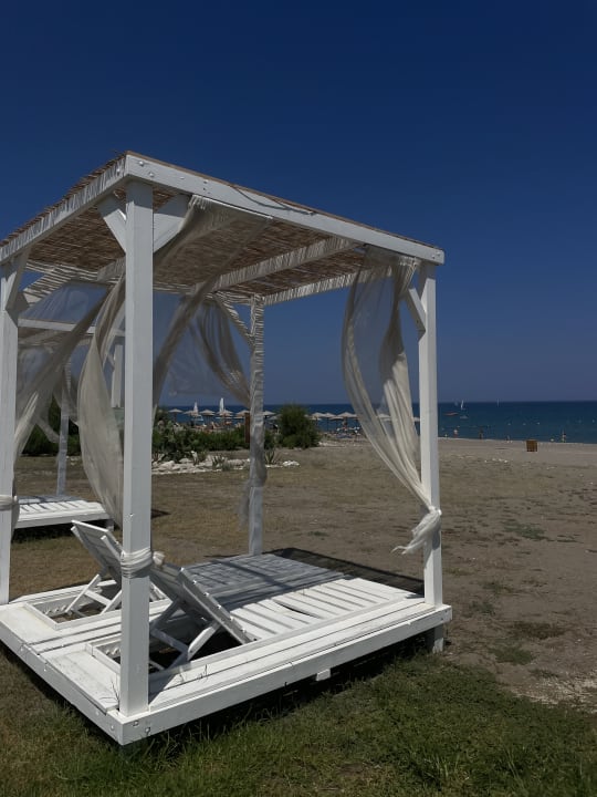 Strand Asterias Beach Resort