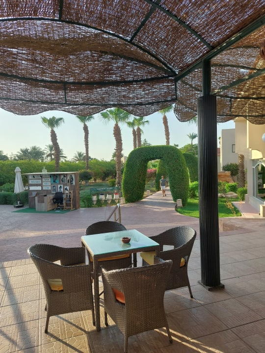 Gartenanlage Lotus Bay Beach Resort