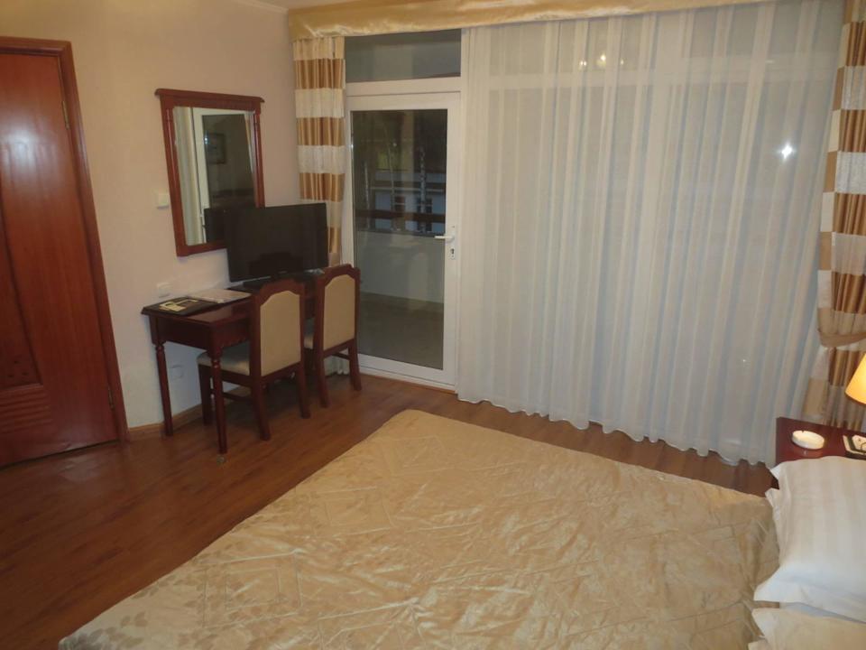 Zimmer Raduga Resort Center