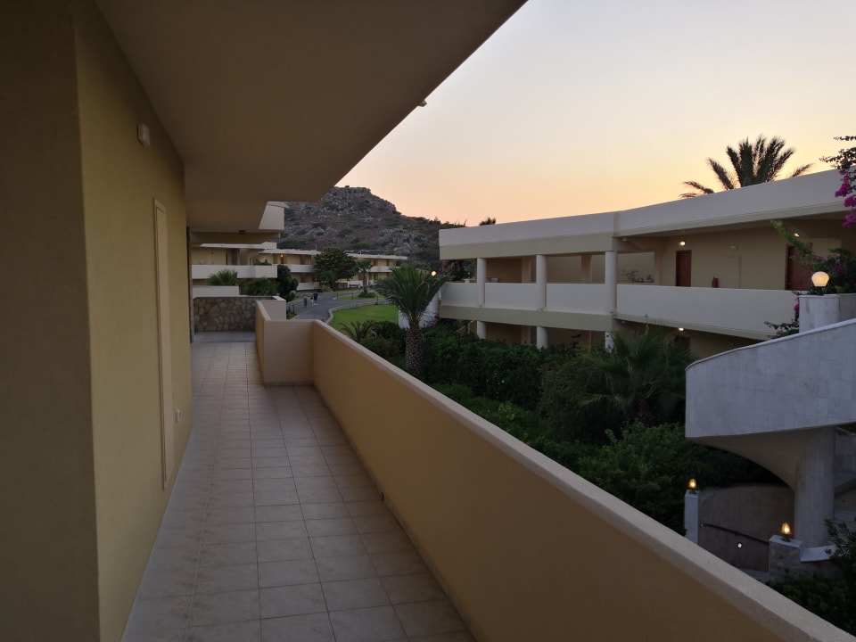 Außenansicht Hotel Kalithea Horizon Royal