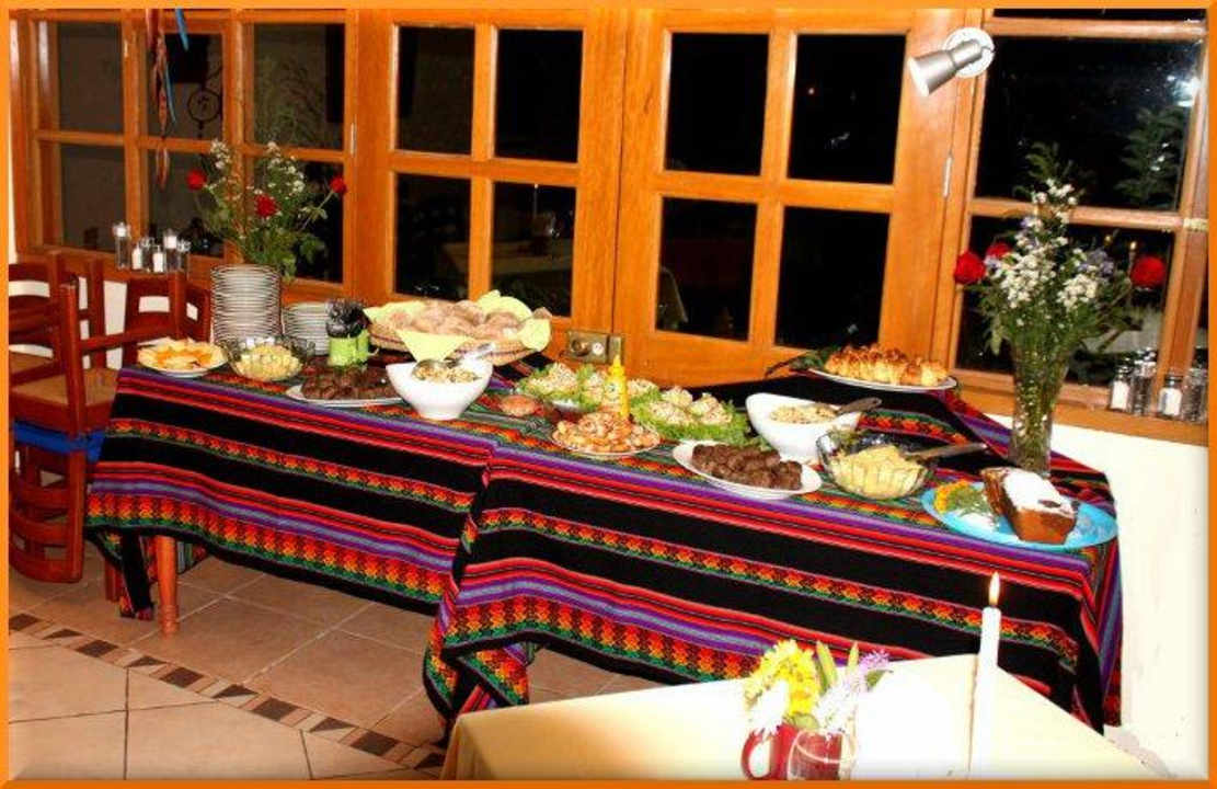 Buffet Guesthouse Qoya Urubambatal