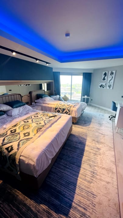 Zimmer Royal Wings Hotel