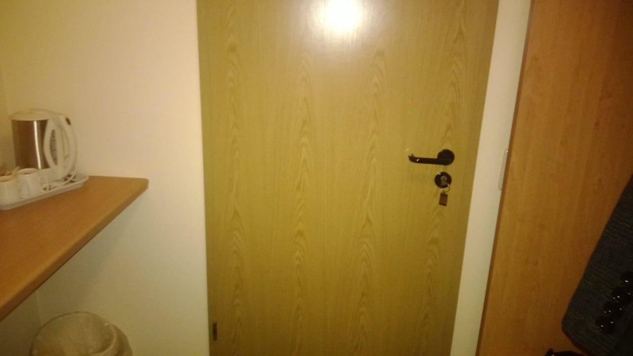 Eingangsbereich Zimmer Hotel Aquarius