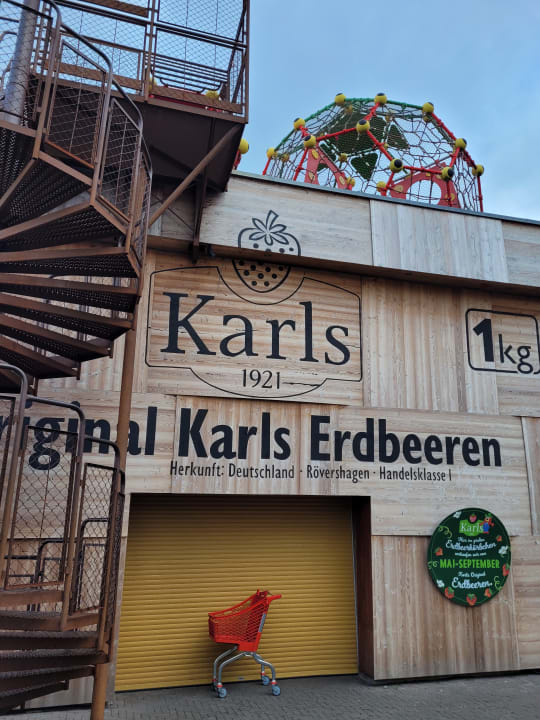 Außenansicht Karls Eishotel