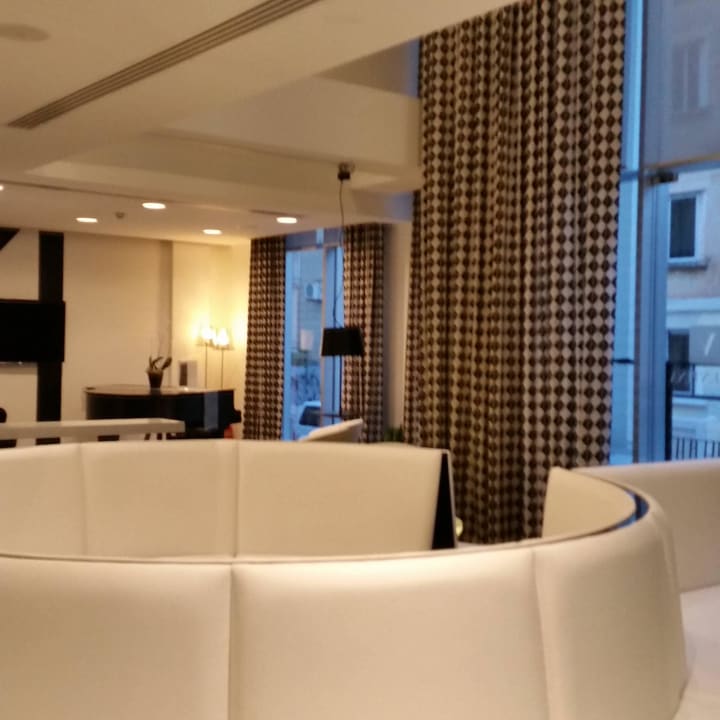 Alles in schwarz-weiss Hotel Valentina