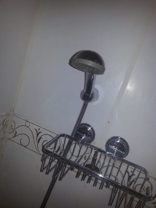 Unhygienisch  Larina Resort Spa & Hotel