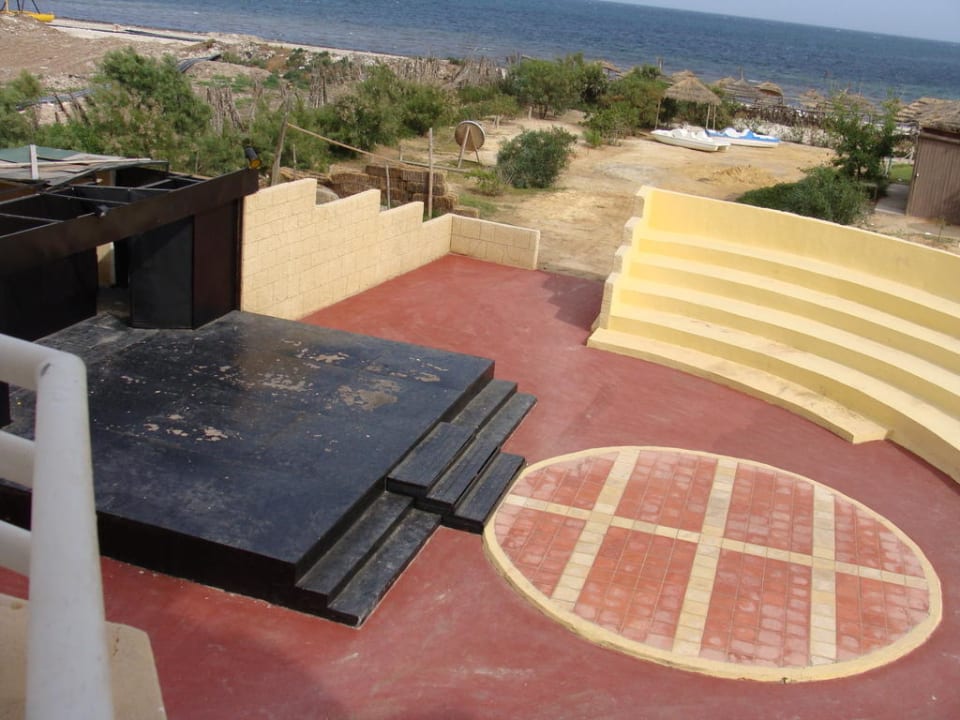 Miejsce do wieczornych animacji Skanes Serail Aquapark