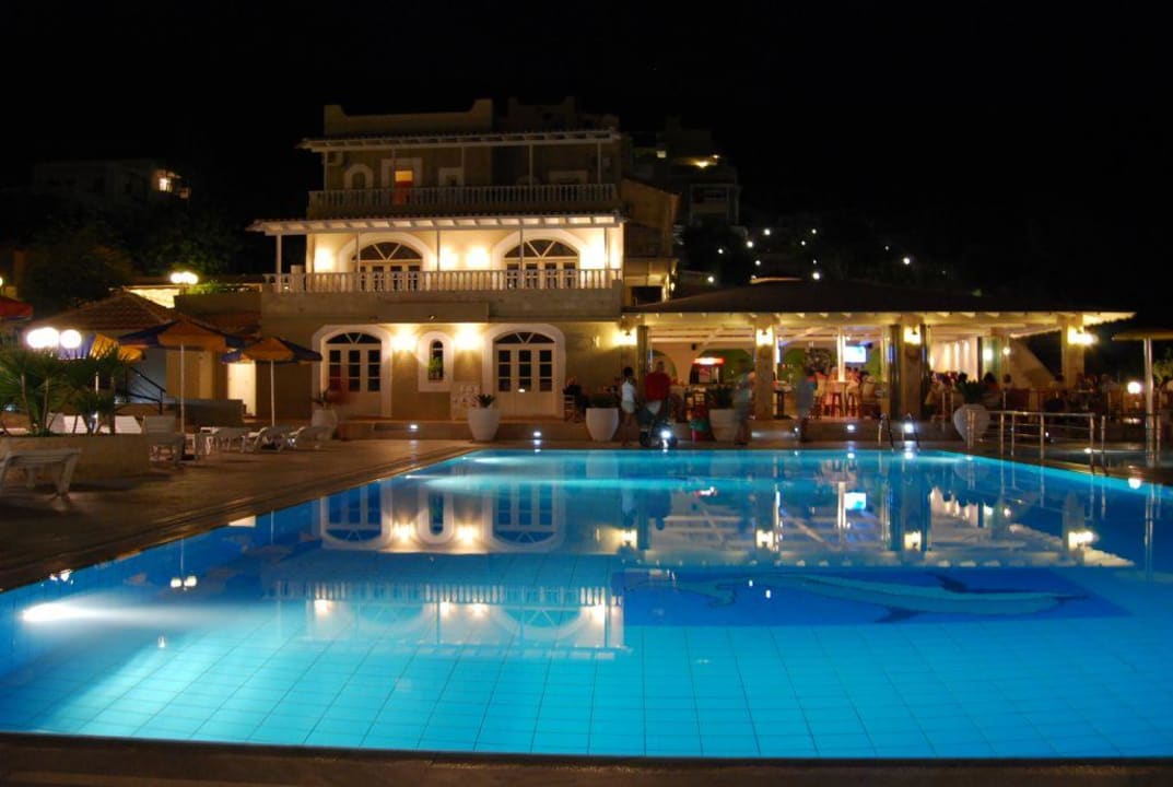 Hotel heliotrope - wieczorem Hotel Heliotrope