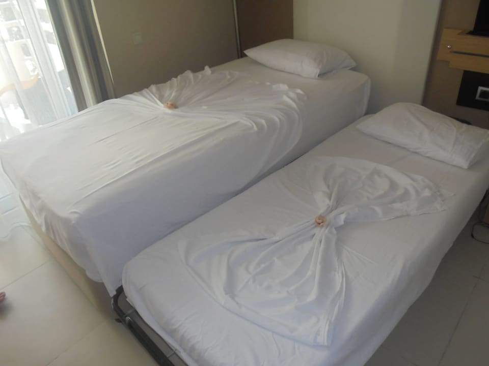 2 Bettzimmer mit Zusatzbett Hotel Ephesia