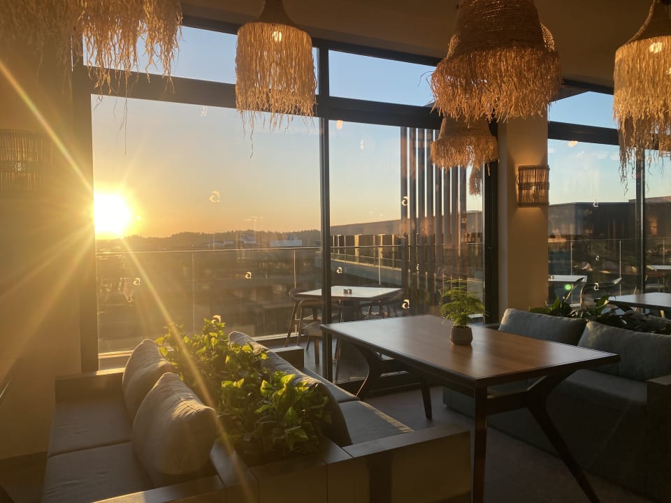 Gastro Jacaranda Luxury Resort